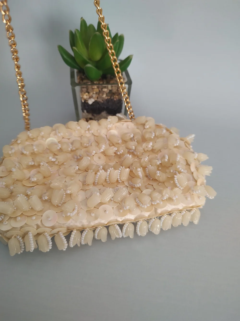 Elegant Cream Sequin Evening Clutch with Gold Chain